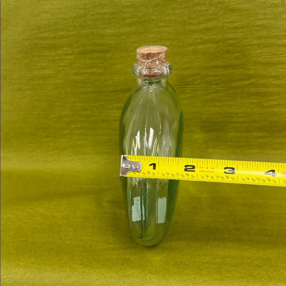 Vintage Pier 1 Clear Green Glass Bulb Vase w/ Cork Stopper Approx 6” Spain